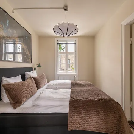320 Sqm Townhouse By The Marble Church Апартаменты Копенгаген