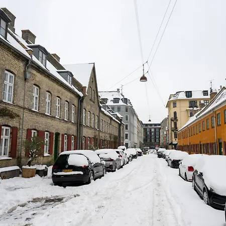 Appartamento 320 Sqm Townhouse By The Marble Church *