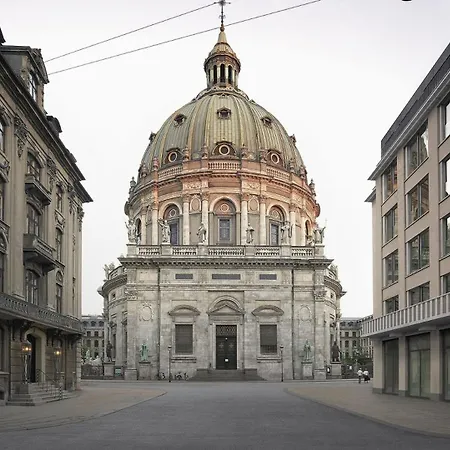 320 Sqm Townhouse By The Marble Church * Копенгаген