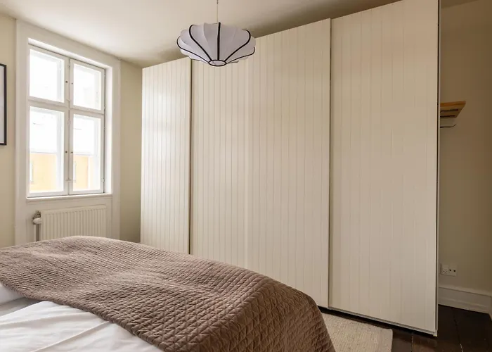 Appartamento 320 Sqm Townhouse By The Marble Church