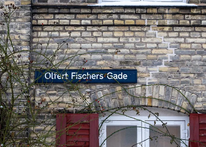 Appartamento 320 Sqm Townhouse By The Marble Church