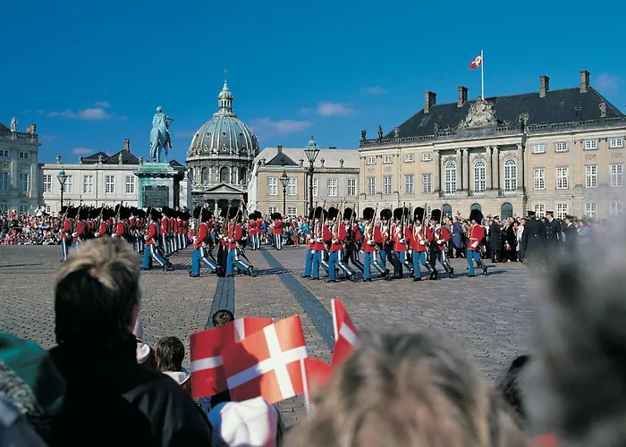 320 Sqm Townhouse By The Marble Church * Copenaghen