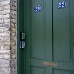 320 Sqm Townhouse By The Marble Church *